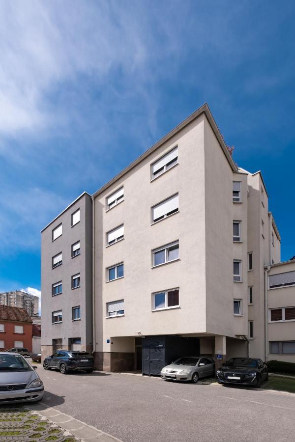 Apartment Zagreb, 0-24, Self Service Check-In, Free Parking Экстерьер фото