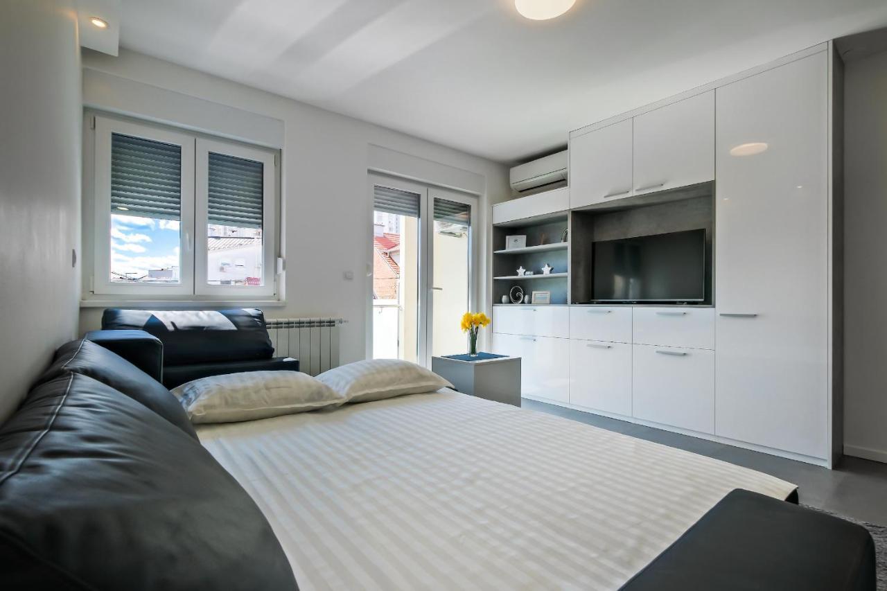 Apartment Zagreb, 0-24, Self Service Check-In, Free Parking Экстерьер фото