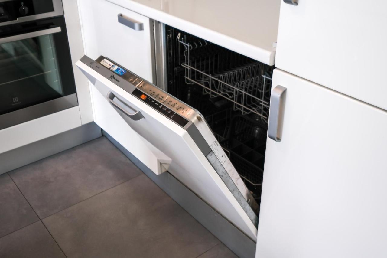 Apartment Zagreb, 0-24, Self Service Check-In, Free Parking Экстерьер фото