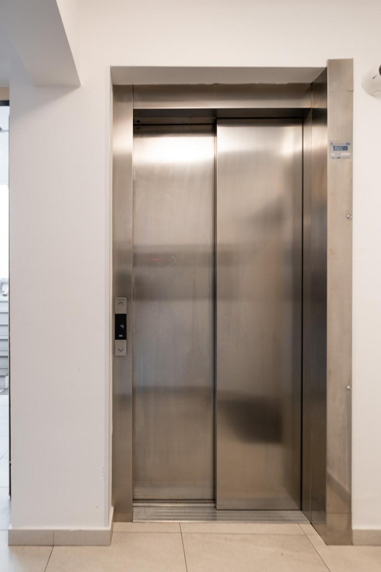 Apartment Zagreb, 0-24, Self Service Check-In, Free Parking Экстерьер фото